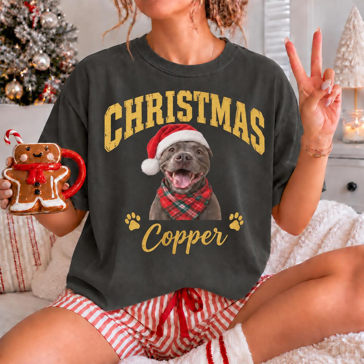 Custom Vintage Pet Christmas Tee, Personalized Pet Photo and Name Shirt, Dog Mom Cat Mom Gift, Holiday Pet Shirt
